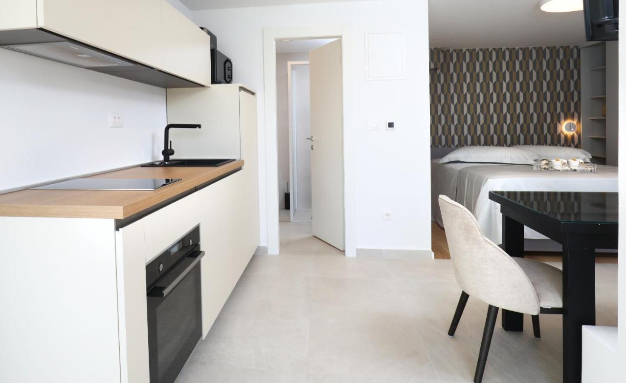 Apartments Villa Ladini Split Extérieur photo
